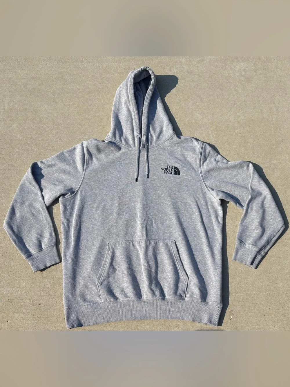 The North Face Men's Light Gray Pullover Hoodie Sweatshirt